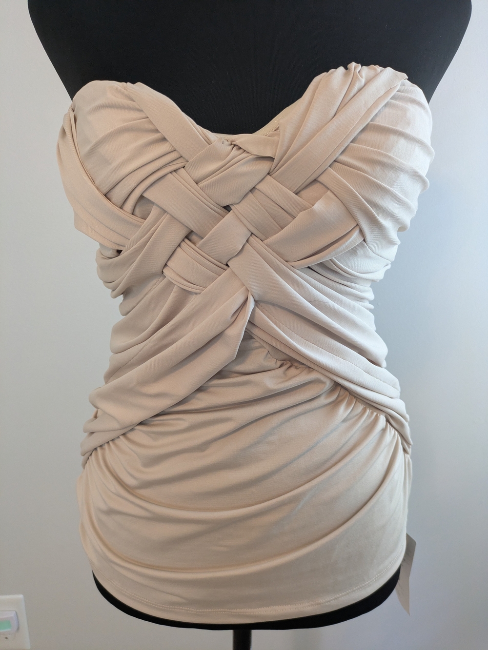 NWT Micas Strapless Braided Ruched Twist-Front Top Size XL Twist Nude Contouring